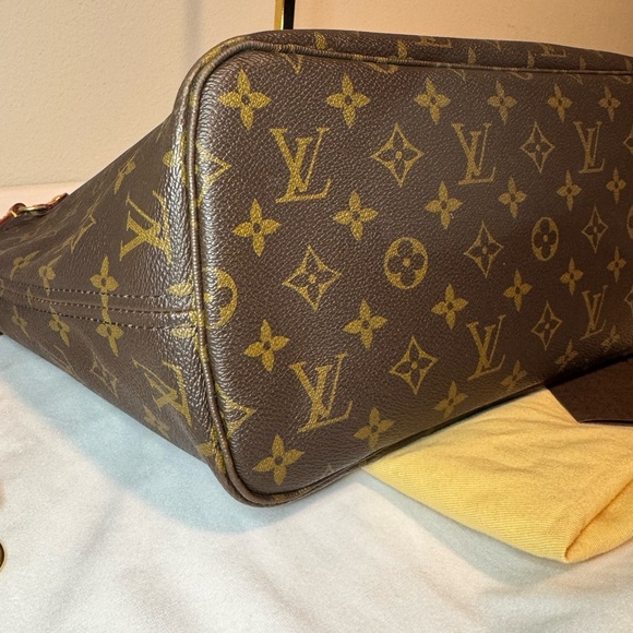 LOUIS VUITTON Neverfull Monogram MM **FIRM PRICE** - Picture 8 of 9
